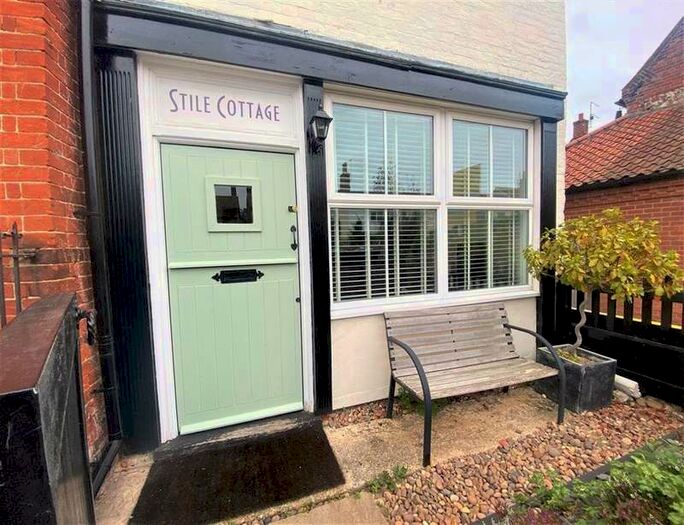 2 Bedroom Terraced House To Rent In Neatishead, NR12