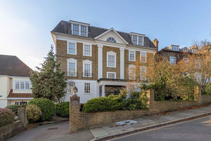 2 Bedroom Flat To Rent In Denmark Avenue, London, SW19