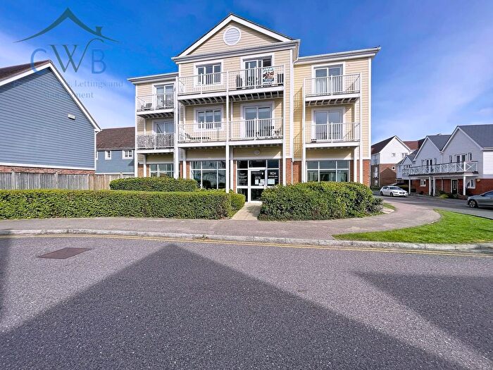 2 Bedroom Flat To Rent In Higham Avenue, Snodland, ME6