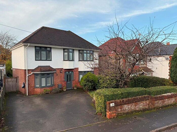 4 Bedroom Detached House For Sale In Gorsehill Road, Oakdale, Poole, BH15