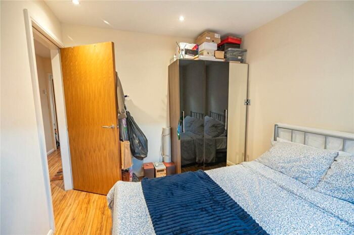 2 Bedroom Apartment For Sale In Wellowgate Mews, Grimsby, Lincolnshire, DN32