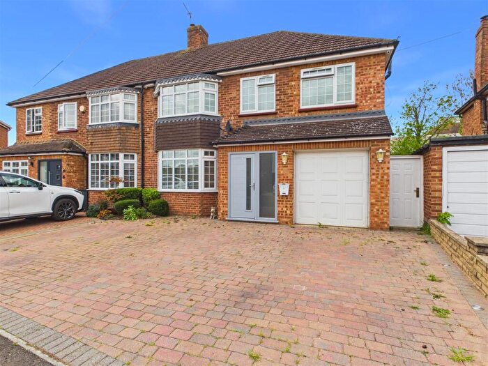 4 Bedroom Semi Detached House For Sale In Havers Avenue, Hersham, Walton-On-Thames, KT12