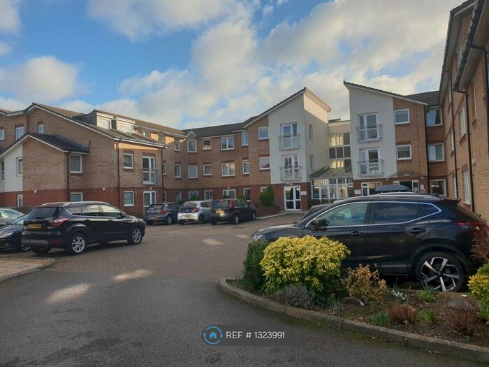 1 Bedroom Flat To Rent In Millfield Court, Crawley RH11