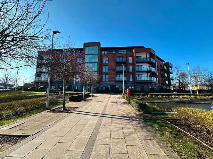 1 Bedroom Flat To Rent In Bell Flower Lodge, Gubbins Lane, Harold Wood, RM3