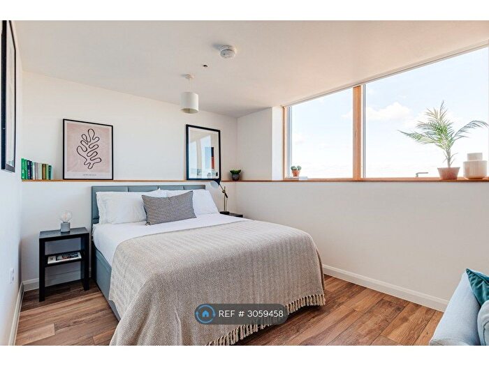 Studio To Rent In Berkshire House, Maidenhead, SL6