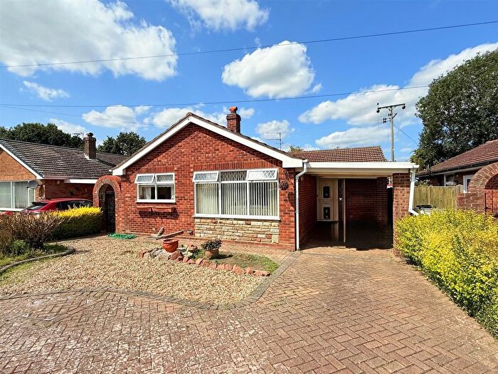 3 Bedroom Detached Bungalow For Sale In Teresa Road, Stalham, Norwich, NR12