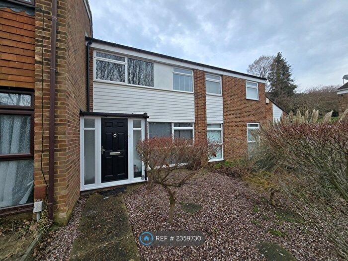 3 Bedroom Terraced House To Rent In Silverspot Close, Rainham, Gillingham, ME8