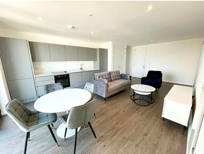 2 Bedroom Apartment To Rent In Element, Uptown Riverside, Manchester, M3