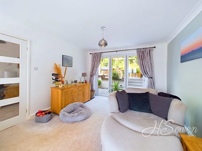 4 Bedroom Detached House For Sale In Marlborough Avenue, Torquay, TQ1