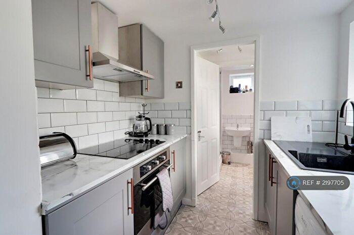 1 Bedroom Flat To Rent In Denbigh Street, Chester, CH1