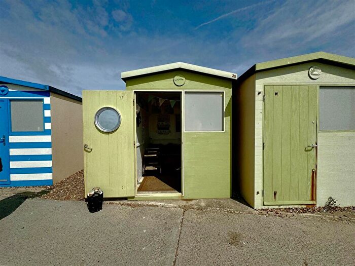 1 Bedroom Property For Sale In Esplanade, Seaford, BN25