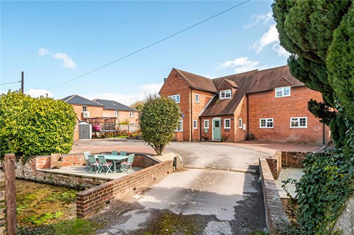 4 Bedroom Detached House For Sale In Tanners Lane, Shrewton, Salisbury, Wiltshire, SP3