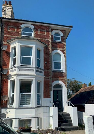 1 Bedroom Flat To Rent In Belmont Road, Broadstairs, CT10