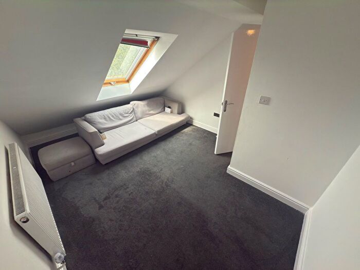 2 Bedroom Flat To Rent In Glebe Close, Wigston, LE18