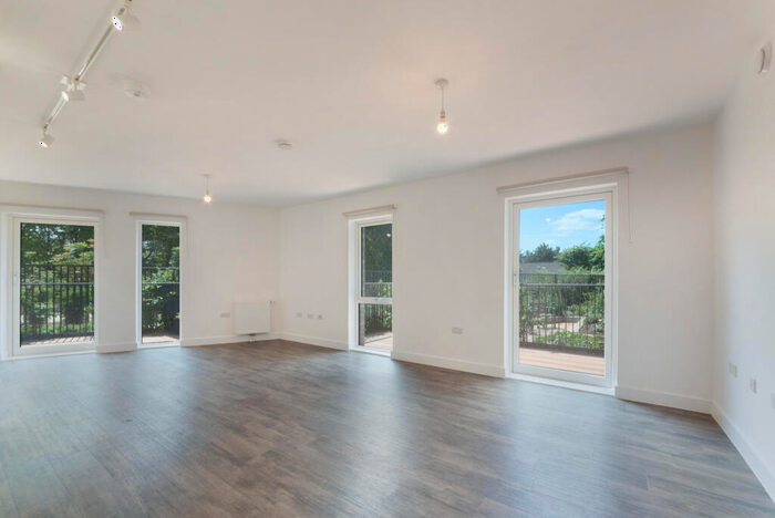 2 Bedroom Apartment To Rent In Millet Place, Pontoon Dock London, E16