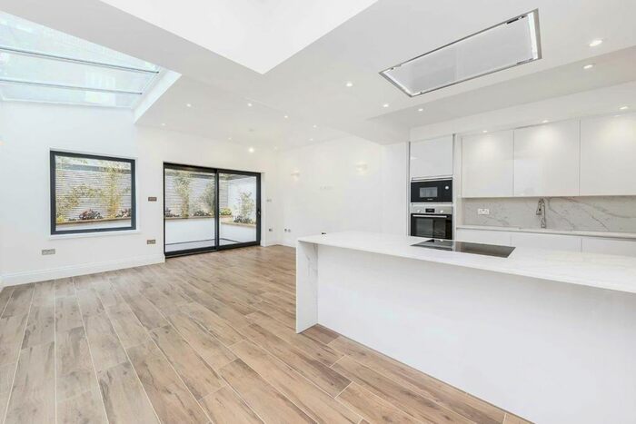 2 Bedroom Flat To Rent In Ashmore Road, London, W9