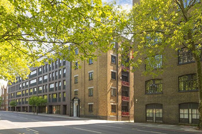 1 Bedroom Flat To Rent In The Highway, Wapping, E1W