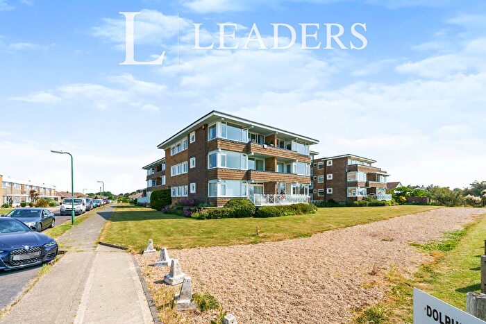 2 Bedroom Property To Rent In Dolphin Court, Rustington, BN16