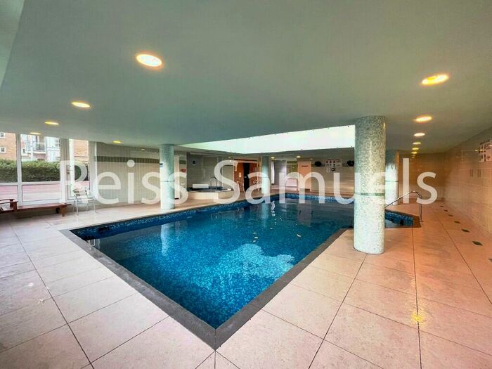 5 Bedroom Town House To Rent In Ferry Street, Isle Of Dogs, London, E14