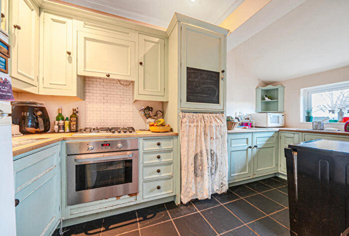3 Bedroom Terraced House For Sale In Caldbeck Avenue, Worcester Park, KT4