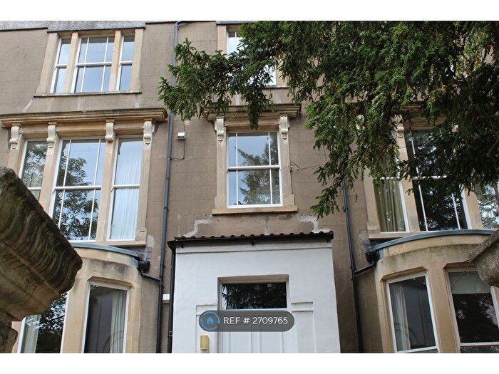 7 Bedroom Flat To Rent In Fremantle Road, Bristol, BS6