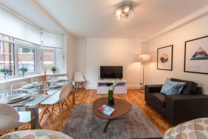 2 Bedroom Flat To Rent In Colney Hatch Lane, Muswell Hill, London, N10