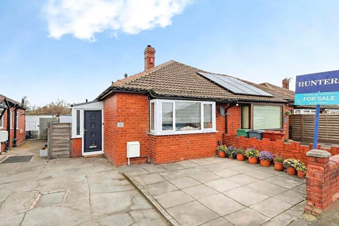 Semi-Detached Bungalow For Sale In Leysholme Crescent, Leeds, LS12