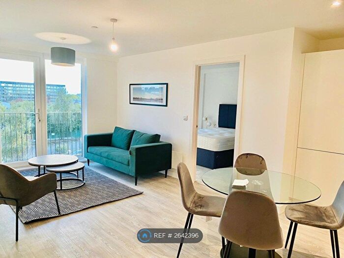 1 Bedroom Flat To Rent In Middlewood Plaza, Salford, M5