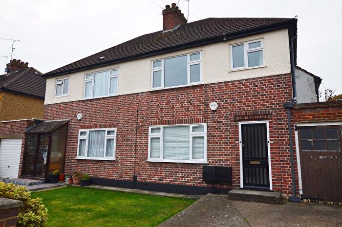 1 Bedroom Flat For Sale In Albert Road, Harrow, HA2