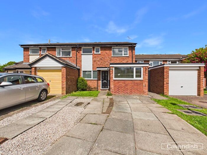 3 Bedroom Semi Detached House For Sale In Primrose Close, Huntington, Chester, CH3
