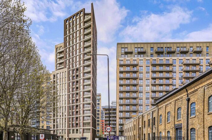 1 Bedroom Flat To Rent In Botanist House, Royal Eden Dock, E16