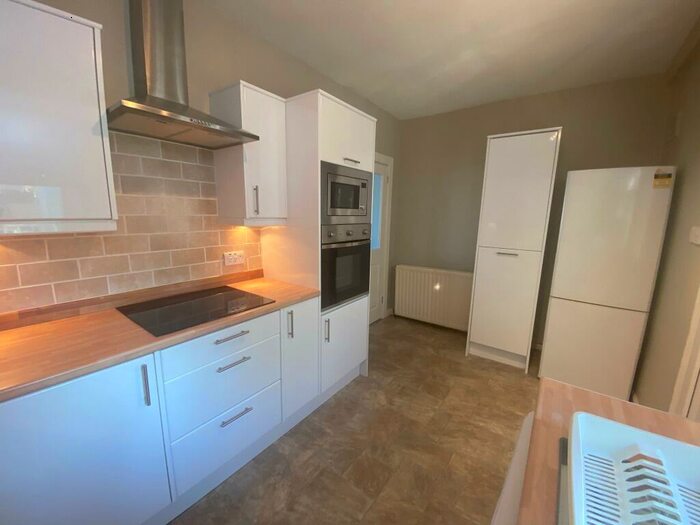 2 Bedroom Bungalow To Rent In Stonefield Place, Blantyre, South Lanarkshire, G72