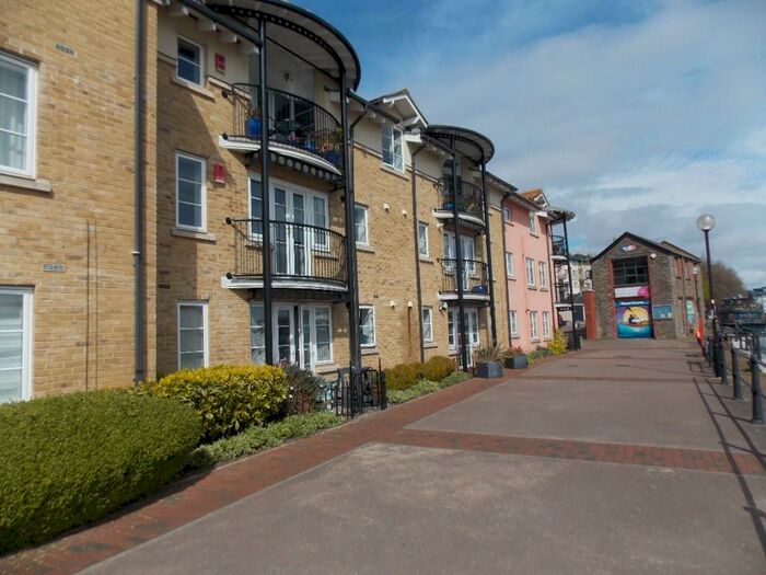 2 Bedroom Apartment To Rent In Pooles Wharf Court, Bristol, BS8