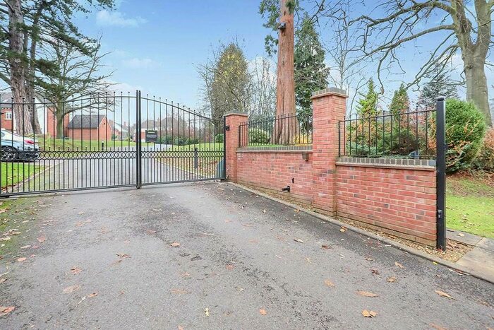 5 Bedroom Detached House For Sale In The Water Gardens, Wolverhampton, West Midlands, WV4
