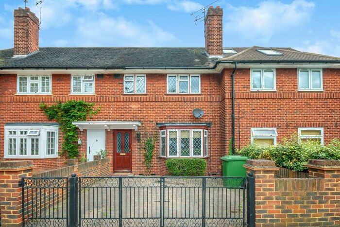 4 Bedroom Property To Rent In Glebe Side, Twickenham, TW1