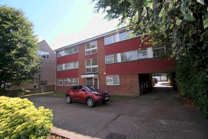 1 Bedroom Flat To Rent In Kenton Road, Harrow, Greater London, HA3