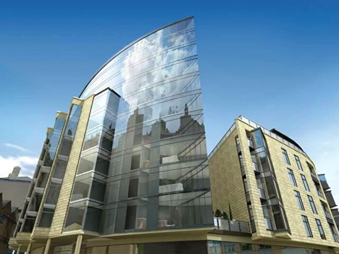 2 Bedroom Flat To Rent In The Gatehaus, Leeds Road, Little Germany, BD1