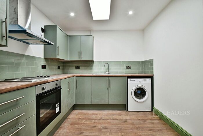 2 Bedroom Flat To Rent In Princes Street, Stockport, Greater Manchester, SK1