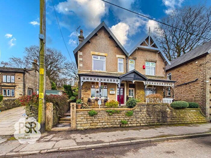 3 Bedroom Semi-Detached House For Sale In Hayfield Road, Birch Vale, SK22