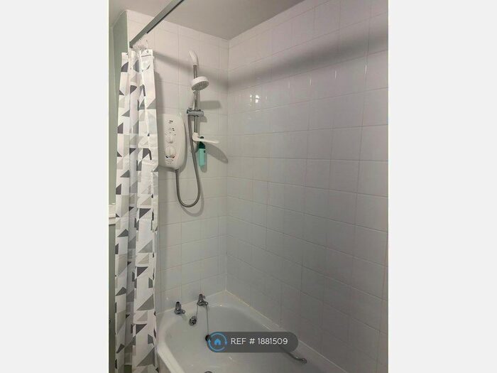 1 Bedroom Flat To Rent In Stuart Square, Edinburgh, EH12