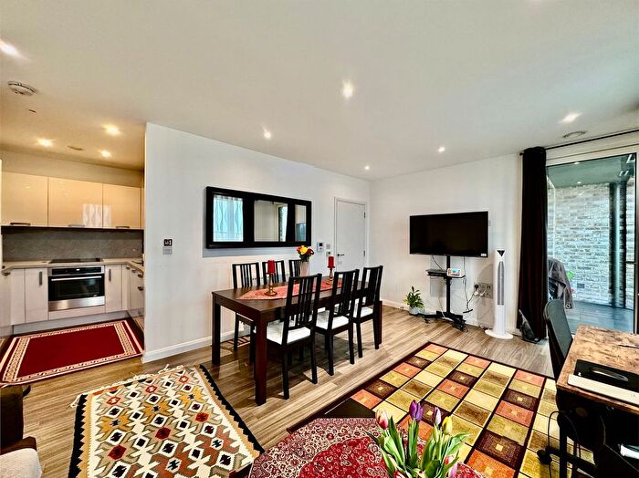 1 Bedroom Flat For Sale In Lacey Drive, Welford Court, HA8