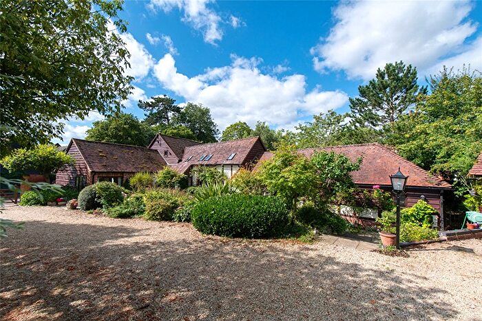 4 Bedroom Equestrian Property For Sale In Grafton Flyford, Worcester, Worcestershire, WR7