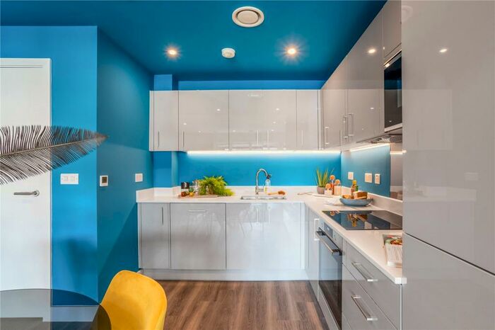 2 Bedroom Apartment For Sale In Timberworks, Cromwell Rd, CB1