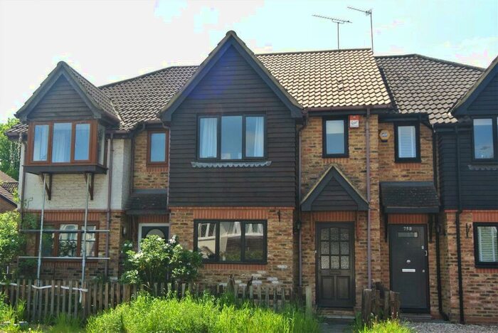 2 Bedroom Terraced House To Rent In Knaphill, Woking, GU21