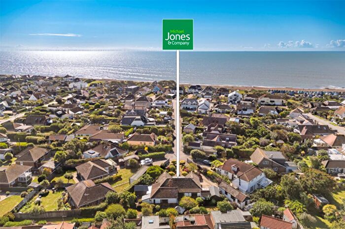 3 Bedroom Bungalow For Sale In Ferring Close, Ferring, Worthing, West Sussex, BN12