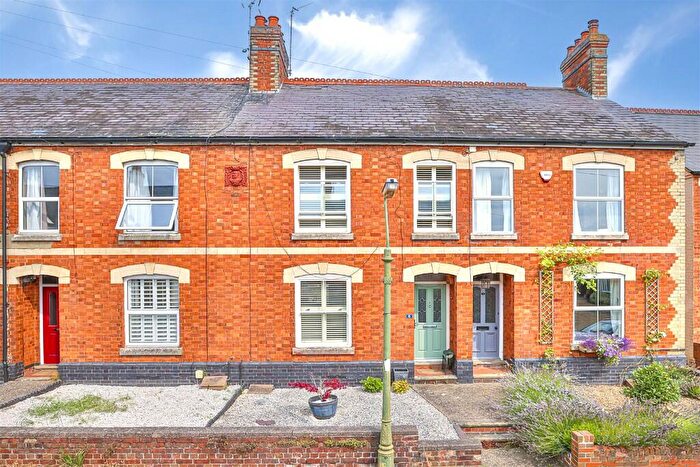 3 Bedroom Terraced House For Sale In Grange Road, Geddington, NN14