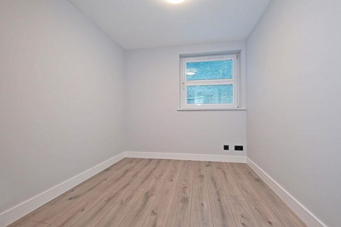 2 Bedroom Flat To Rent In B, South College Street, Aberdeen, AB11