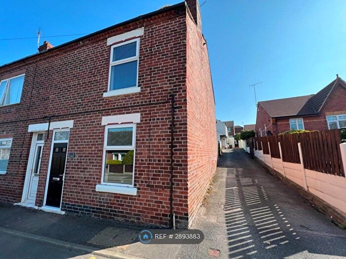 3 Bedroom End Terrace House To Rent In Northland View, Pontefract, WF8