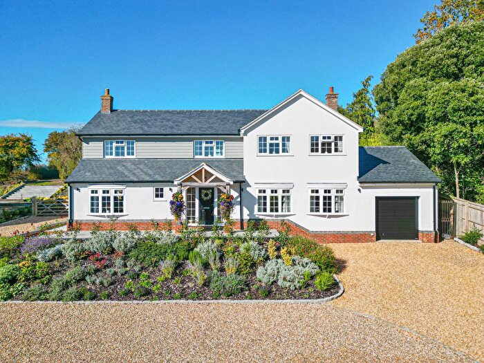 4 Bedroom Detached House For Sale In Eggington, Leighton Buzzard, LU7