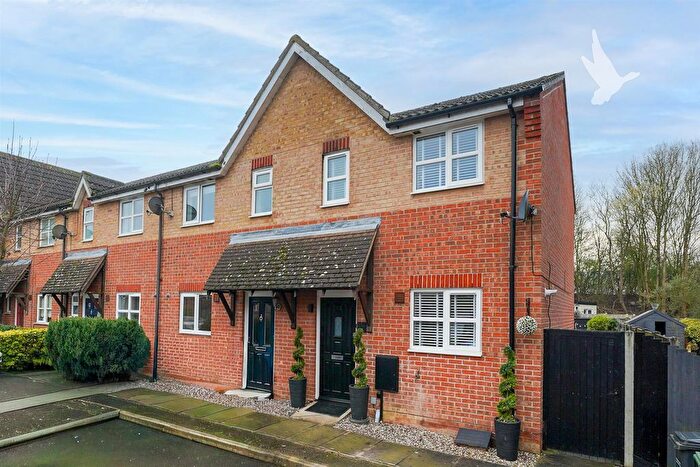 2 Bedroom End Of Terrace House For Sale In Stanstrete Field, Great Notley, CM77